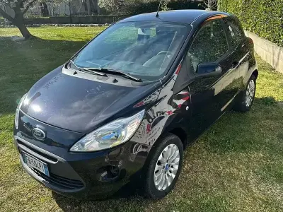 Usata Ford Ka 69 CV (50 kW) 2010 Nero Utilitaria