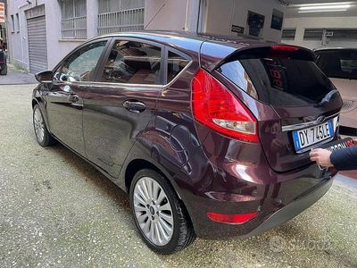 Begagnad Ford Fiesta 96 HK (70 kW) 2009 Halvkombi