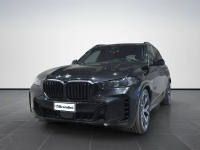 Usata BMW X5 M Sport 298 CV (219 kW) 2025 Black sapphire met. SUV