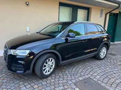 Usata Audi Q3 Business 150 CV (110 kW) 2015 Nero SUV