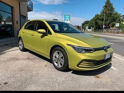 Usata VW Golf VII 116 CV (85 kW) 2021 Giallo Utilitaria