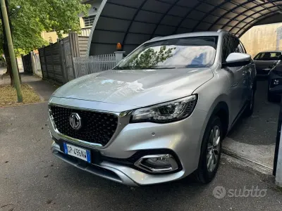 Usata MG HS Luxury 162 CV (119 kW) 2023 Grigio SUV
