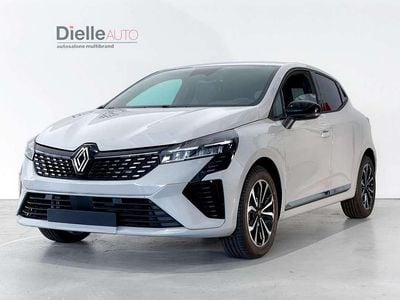 Nuova Renault Clio V Techno 100 CV (73 kW) 2025 Argento Berlina