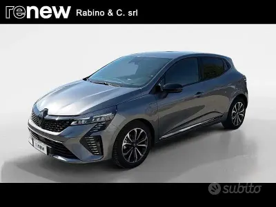 Usata Renault Clio V Techno 91 CV (66 kW) 2025 Grigio Berlina