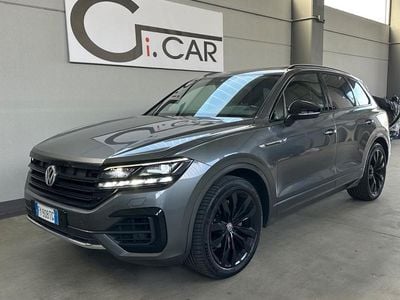 Usata VW Touareg R-line 286 CV (210 kW) 2019 Grigio SUV
