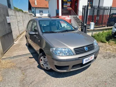Occasion Fiat Punto Classica 60 ch (44 kW) 2007 Marron Citadine