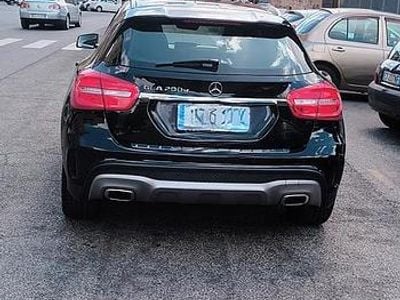 Mercedes GLA200