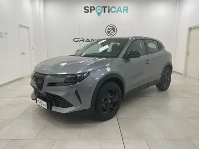 Nuova Alfa Romeo Junior 136 CV (100 kW) 2025 Grigio SUV