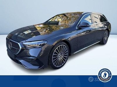 Grigio Nuova 2025 Mercedes E220 Advanced Plus Station wagon | 72.300 € (Buon prezzo)