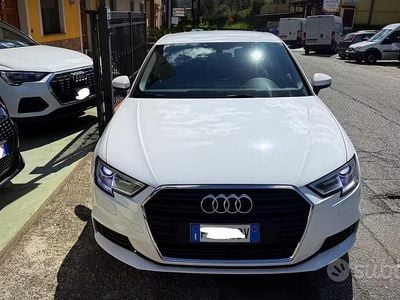 Usata Audi A3 Business 115 CV (84 kW) 2019 Bianco Berlina