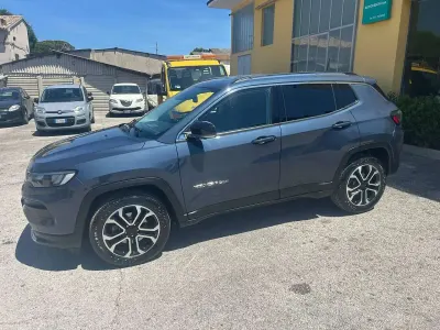 Usata Jeep Compass Limited 131 CV (96 kW) 2021 Blu/azzurro SUV