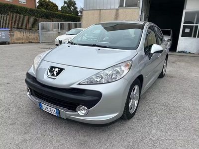 Begagnad Peugeot 207 75 HK (55 kW) 2012 Grå Sedan