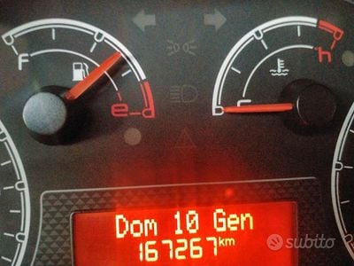 Usata Citroën Nemo 75 CV (55 kW) 2012 Monovolume