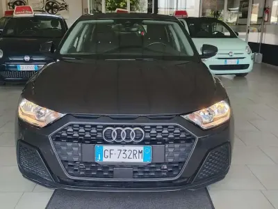Usata Audi A1 Sportback Admired 150 CV (110 kW) 2021 Grigio Utilitaria