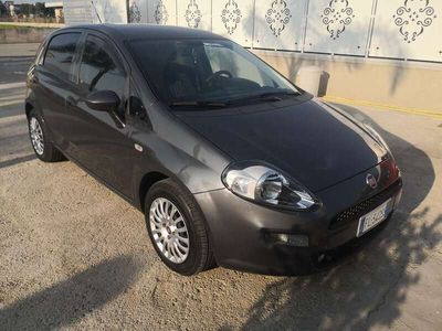 Usata Fiat Punto Street 95 CV (69 kW) 2017 Grigio Utilitaria