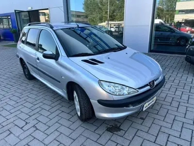 Usata Peugeot 206 75 CV (55 kW) 2006 Argento Station wagon