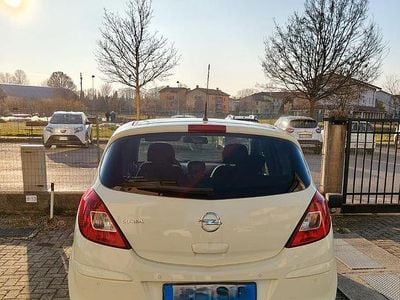 Usata Opel Corsa 86 CV (63 kW) 2013 Bianco Utilitaria