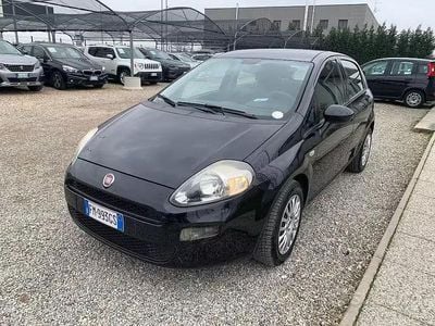 Usata Fiat Punto Street 95 CV (69 kW) 2017 Nero Utilitaria