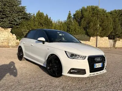 Usata Audi A1 Sportback Sport 116 CV (85 kW) 2015 Utilitaria