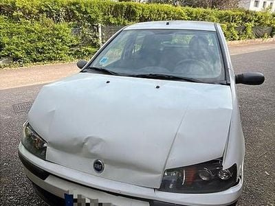 Usado Fiat Punto 2000 Blanco Utilitario