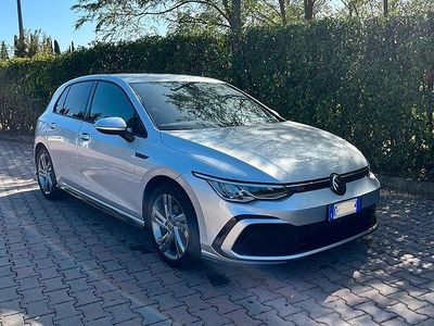 Usata 2022 VW Golf R-line Berlina | 24.700 € (Cara)