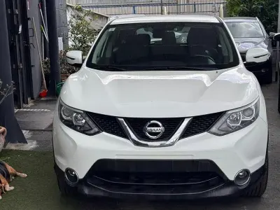 Gebraucht Nissan Qashqai Visia 110 PS (80 kW) 2017 Weiß SUV