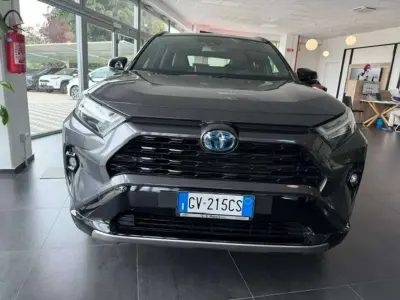 Usata Toyota RAV4 Hybrid Style 178 CV (130 kW) 2024 Dark grey &blak SUV