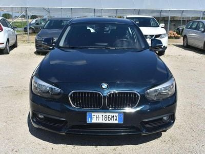 Usata BMW 118 Advantage 150 CV (110 kW) 2017 Blu/azzurro Utilitaria