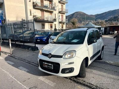 Usata Fiat Panda Lounge 80 CV (58 kW) 2016 Bianco Berlina