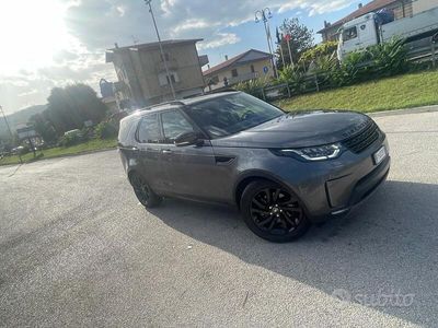 Land Rover Discovery 5