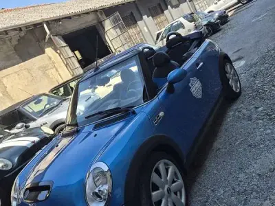 Usata Mini Cooper S Cabriolet 170 CV (125 kW) 2007 Blu Cabrio