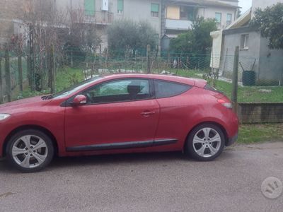 Usata Renault Mégane Coupé 110 CV (80 kW) 2009 Rosso Coupé