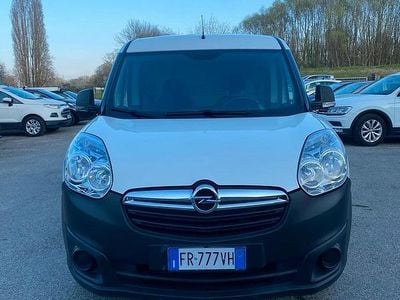 Usata Opel Combo 120 CV (88 kW) 2018 Bianco Monovolume