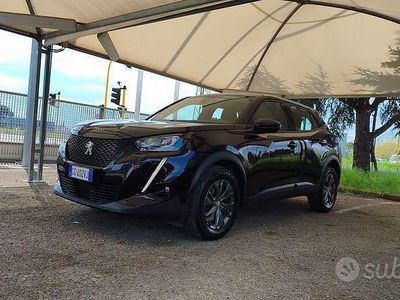 Usata Peugeot 2008 Active 110 CV (80 kW) 2022 Nero SUV