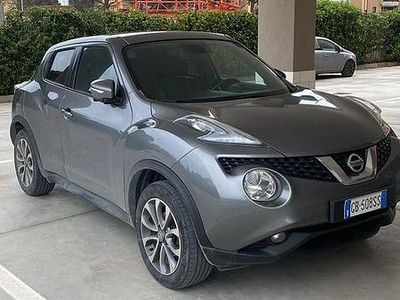 Usata Nissan Juke Tekna 110 CV (80 kW) 2017 Grigio SUV