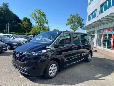 Occasion Ford Tourneo Trend 136 ch (100 kW) 2025 Noir Monospace