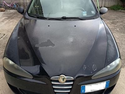 Usata Alfa Romeo 147 Progression 120 CV (88 kW) 2006 Nero Utilitaria