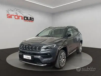 Usata Jeep Compass Summit 131 CV (96 kW) 2025 Grigio SUV