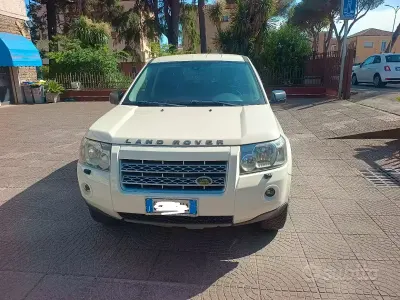 Usata Land Rover Freelander 2 150 CV (110 kW) 2010 Bianco SUV