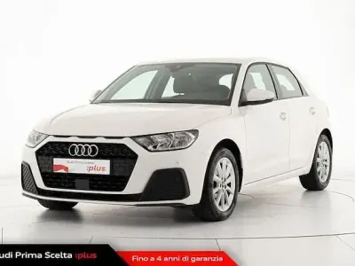 Usata Audi A1 Sportback Business 95 CV (69 kW) 2024 Bianco cortina Utilitaria