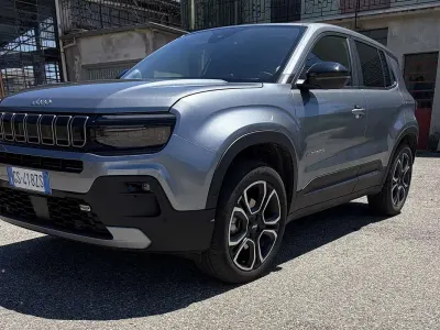 Usata Jeep Avenger Summit 101 CV (74 kW) 2024 SUV