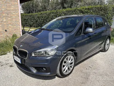 Usata BMW 216 Active Tourer Advantage 116 CV (85 kW) 2016 Blu Monovolume