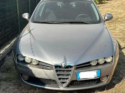 Usata Alfa Romeo 159 150 CV (110 kW) 2008 Grigio Berlina