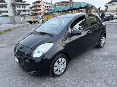Usata Toyota Yaris 69 CV (50 kW) 2009 Nero Utilitaria