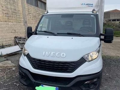 Usata Iveco Daily 218 CV (160 kW) 2021 Bianco Furgone