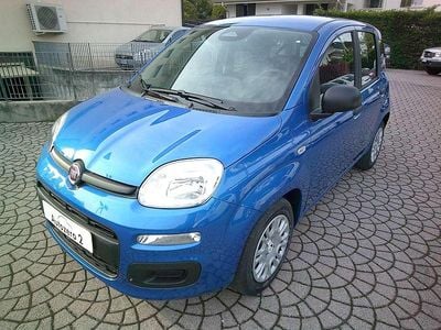 Nuova Fiat Panda Icon 69 CV (50 kW) 2026 Blu italia met Utilitaria
