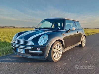 Begagnad Mini Cooper 116 HK (85 kW) 2004 Halvkombi