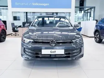 Nuova VW Golf VIII Style 116 CV (85 kW) 2026 Grigio Utilitaria