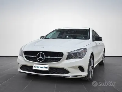 Usata Mercedes CLA200 Shooting Brake 136 CV (100 kW) 2017 Bianco Station wagon