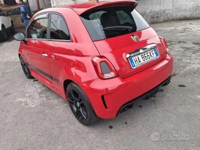 Usata Abarth 500 135 CV (99 kW) 2012 Rosso Berlina